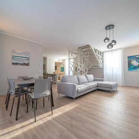 Baia Di Piona Appartement