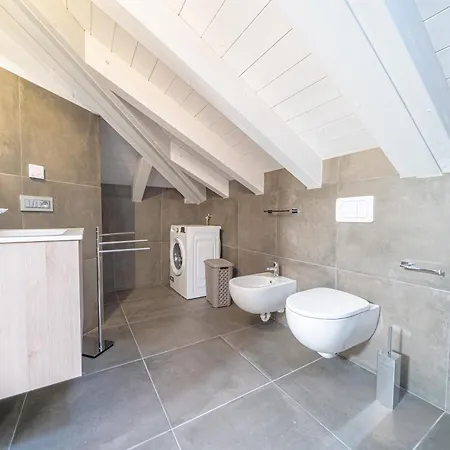 Appartement Baia Di Piona Colico