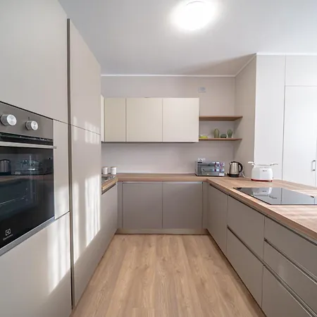 Baia Di Piona Apartment