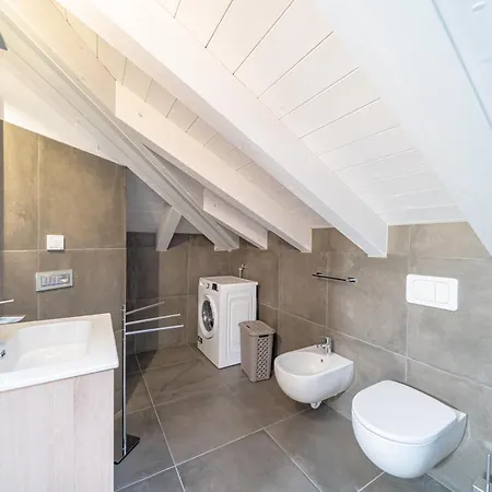 Appartement Baia Di Piona Colico