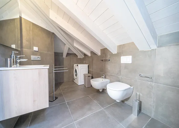 Appartement Baia Di Piona Colico