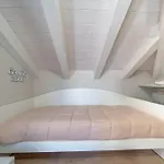 Baia Di Piona Διαμέρισμα *
